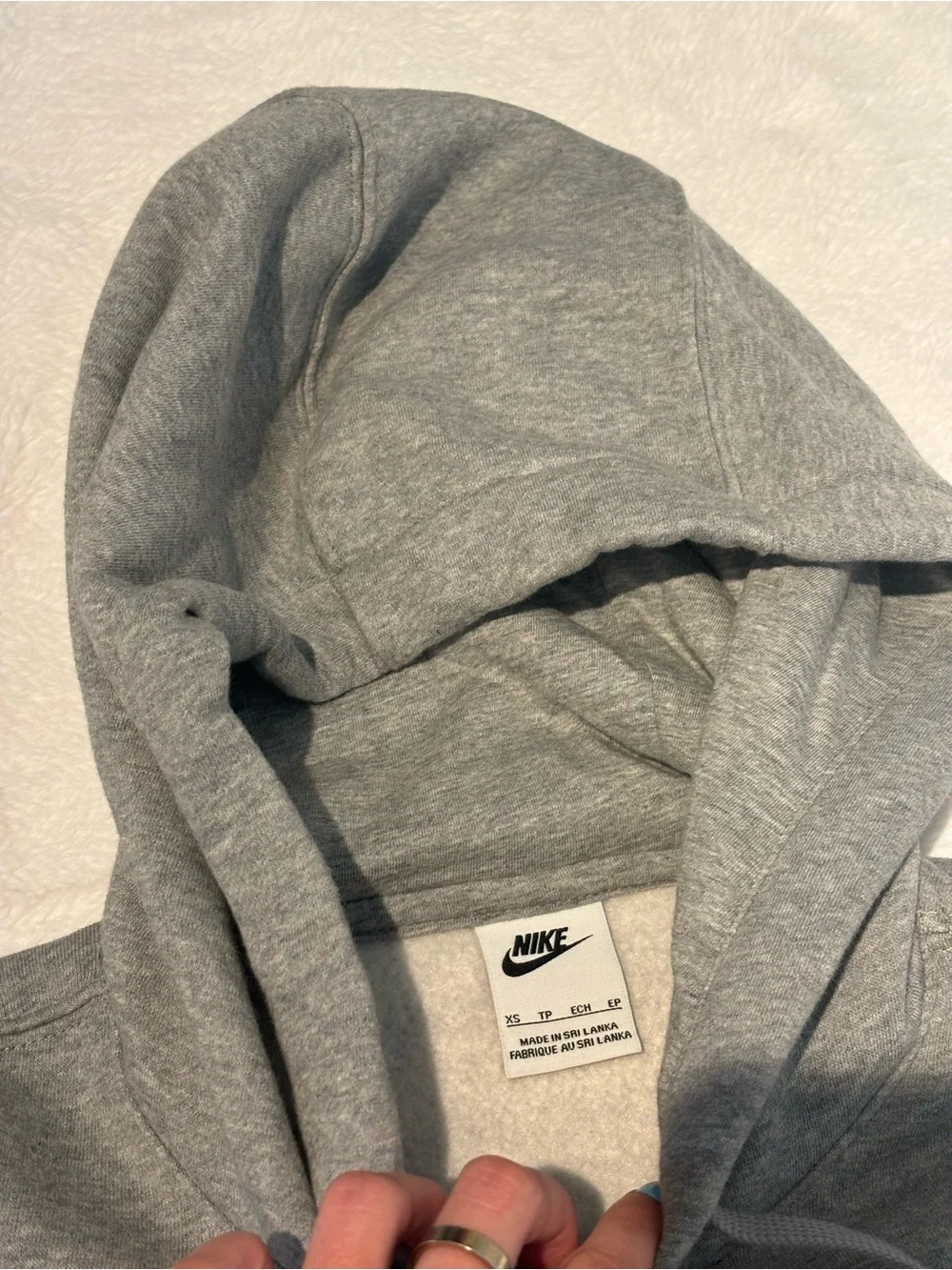 Nike Men’s Grey Pullover Hoodie